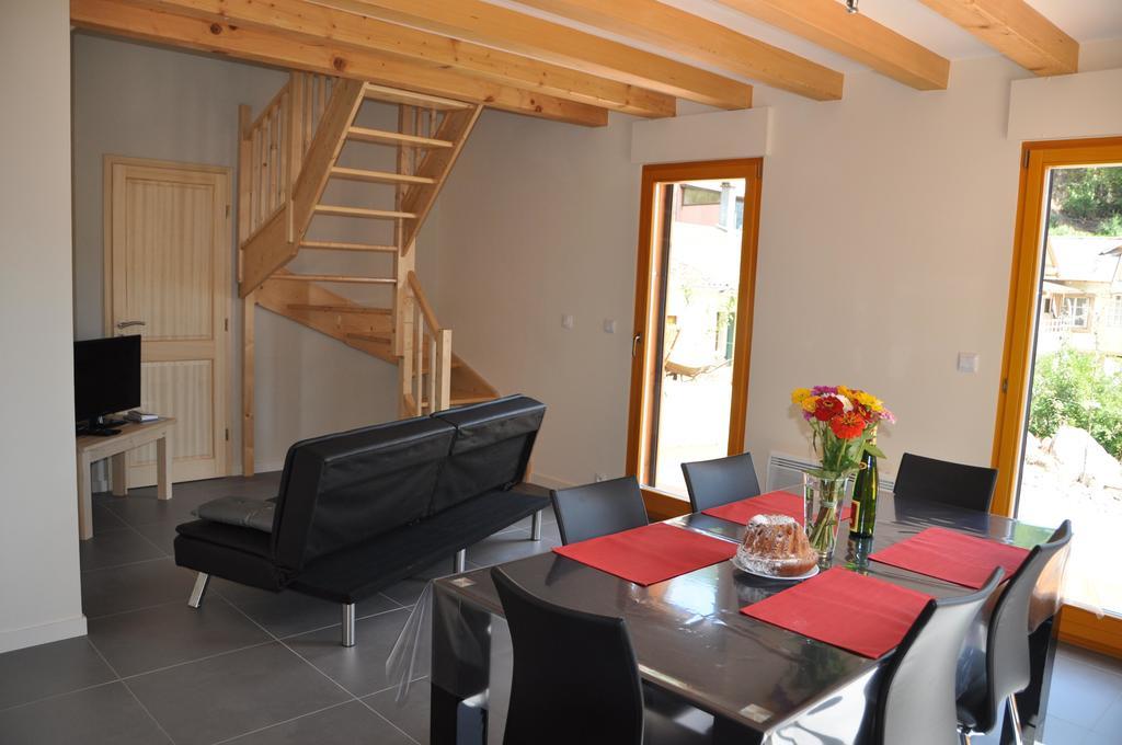 מונסטר Le Chalet La Cigogne Et Le Chamois חדר תמונה